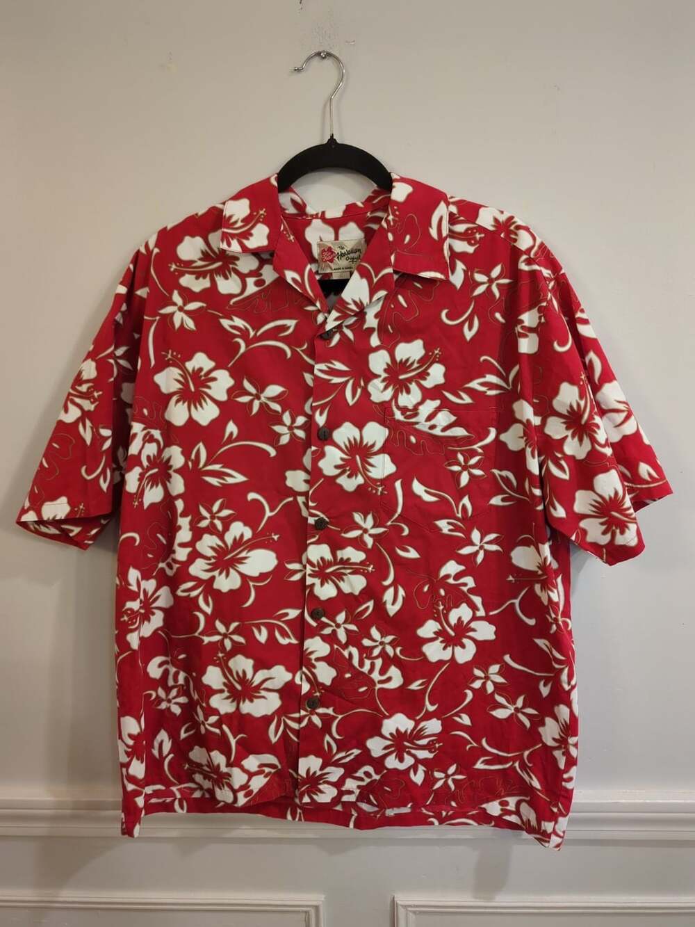 The Hawaiian Original Red Floral Button Down Hawaiian Shirt Size L Coconut